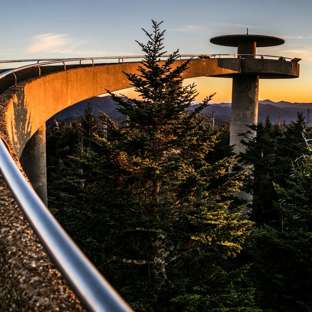 Smoky Mountain: Lawatan Memandu Sendiri