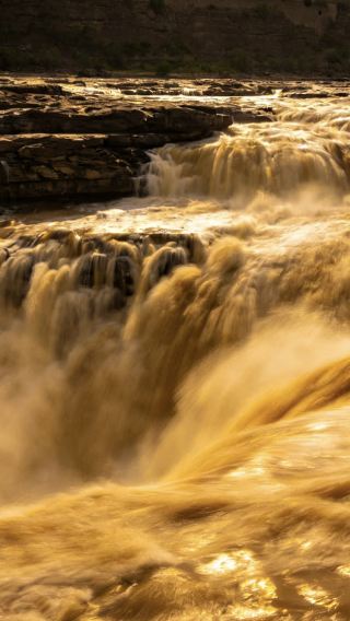 1-day tour to Hukou Waterfall of the Yellow River (China's Mother River) and The Mausoleum of Yellow Emperor | Exclusive for Foreign Guests Departing from Xi'an