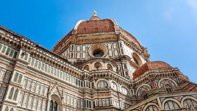 Entrada reservada para la Cúpula de Santa María de las Flores y el complejo de la catedral
