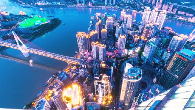 1-Day Chongqing Tour: Yangtze River Cableway + Light Rail Through Buildings + Hongya Cave|With guide|Children (Free)|Private tour available