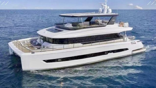 Macau Yacht Charter: 55ft Brand New Catamaran Private Charter (3hr/6hr/8hr) - Multi-Route Sailing for Groups