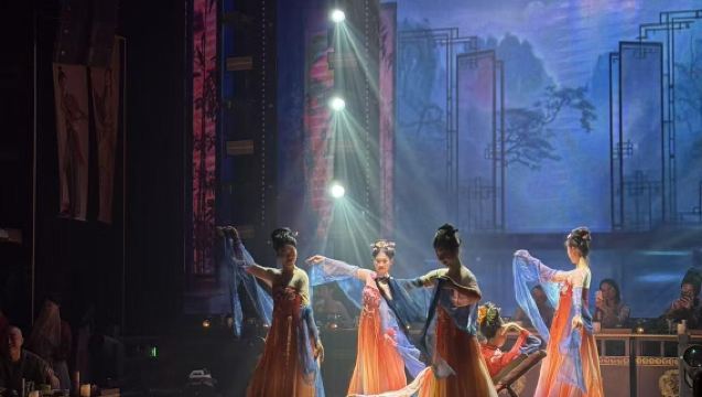 Xiamen·Huangdu Royal Banquet | The Pinnacle of Imperial Cuisine in Xiamen [Savor Imperial Delicacies + Enjoy Court Music & Dance + Traditional Costume Styling]