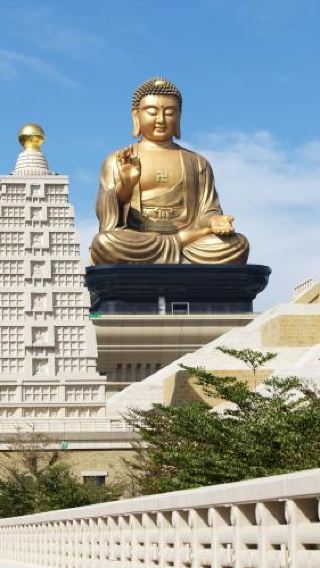 Half-Day Tour to Buddha Memorial Center