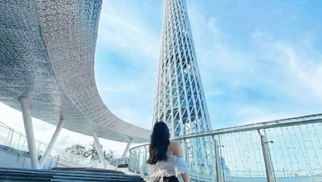 Excursión de un día con servicio de coche privado con conductor personalizado punto a punto en los alrededores de Guangzhou, China + recogida en el hotel