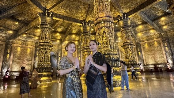 Vientiane Prefecture: Laos Geleneksel Kıyafet ve Kültür Kaçamağı