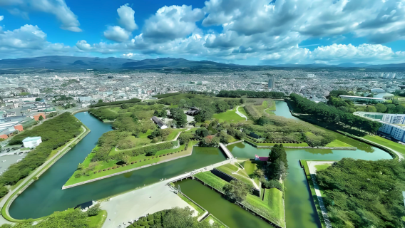 Privattransfer in Japan: Sapporo + Hakodate + Morgenmarkt + Goryokaku Park + Hachimanzaka + Rote Backsteinlagerhäuser mit Chinesisch/Englisch sprechendem Fahrer