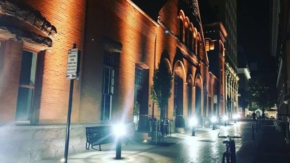 Lancaster: Evening Ghost Tour by Candlelight