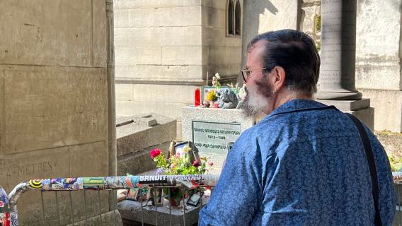 Paris: Haunted Père Lachaise Cemetery Guided Tour