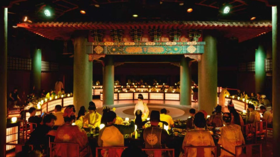 Banchetto Xu Yan di Tianjin · Banchetto Wangfu [Xu · Palazzo del Principe Zhuang] [Spettacolo culinario immersivo in stile Wangfu] [Abiti in stile antico/trucco e acconciatura opzionali]
