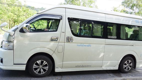 Transfert en véhicule privé depuis/vers les hôtels du Triangle d'Or et l'aéroport/gare routière de Chiang Rai