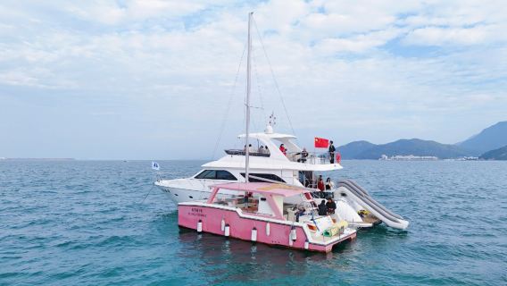 【深圳包遊艇】多船型可選/團建佳選 生日求婚 海上泳池/滑梯/浮潛/可海釣/可拼船/提供魚餌漁具 魚獲帶走