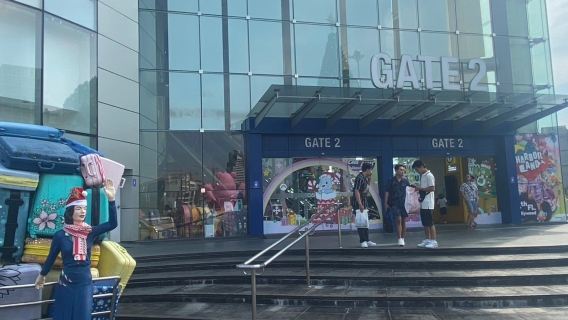 Pattaya Shooting Range (also known as Pattaya Shooting Light Bullet) - live ammunition shooting experience, highly recommended