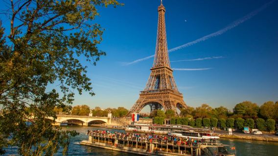 Paris: Abendliche Fahrrad- und Bootstour