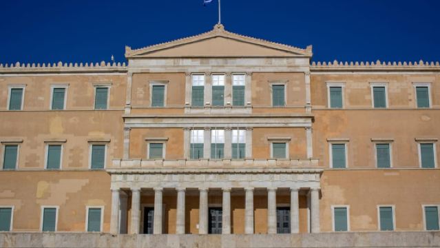 Atenas: Descubre la cultura griega, historia, monumentos y zonas