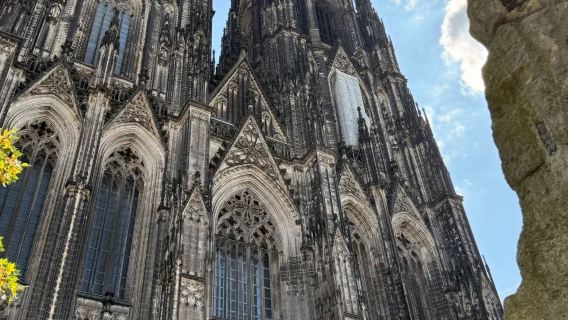 德國法蘭克福來回科隆+波恩-波恩波爾斯多夫宮-包車-精選