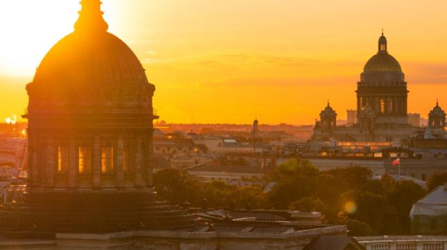 彼得堡羅要塞-阿芙樂爾號巡洋艦-冬宮-法貝熱博物館-聖以撒大