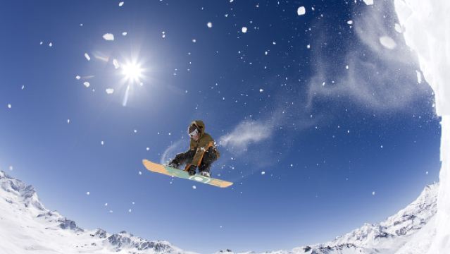 亞布力滑雪旅遊度假區+雪鄉【8人團含雪服·冰雪十里畫廊】0購物純玩◆M