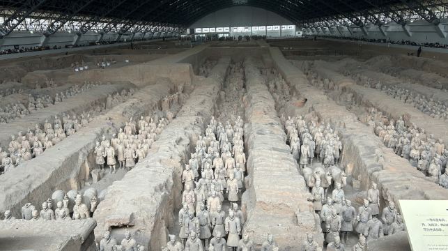 西安秦始皇帝陵博物院（兵馬俑）+趣味人工講解+無線耳麥【12人精品小團丨可選場次丨資深老師講解丨深度精講】