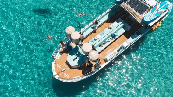 San Antonio: Cala Salada & Cala Gracio Sunset Boat Trip