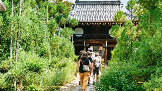 Kyoto: City Secrets eBike Tour
