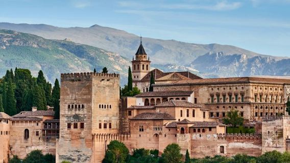 Cung điện Alhambra & Nasrid: Vé vào cửa không cần xếp hàng + Tour có hướng dẫn viên