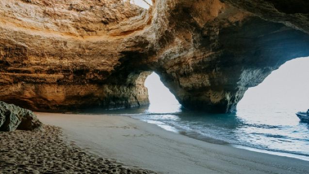 Benagil Caves: Boat Tour from Armação de Pêra