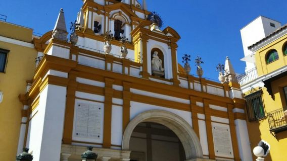 Sevilla: visita guiada a Las Setas, La Macarena y el Palacio de Dueñas