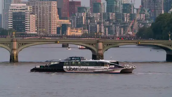 IFS Cloud Cable Car Ride and Uber Boat Hop-on Hop-off 1 Day Ticket