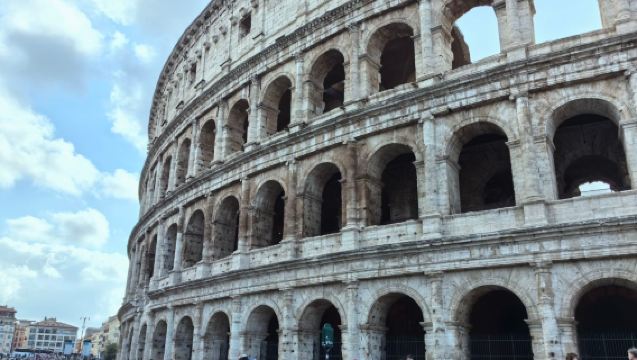 Pemandu Pelancong Berbahasa Cina untuk Colosseum Rom + Forum Rom + Pantheon + Air Mancur Trevi + Piazza di Spagna