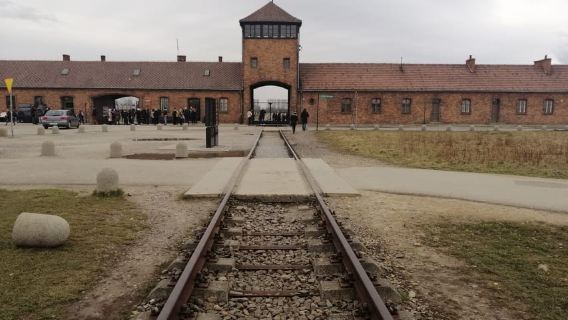 OswiecimTours
