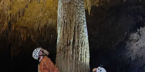 貴州安龍親子徒步體驗&採蘑菇&挖草藥【打卡黔西南州高峰,穿越原始森林】