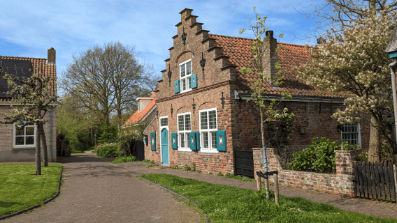From Haamstede to Burgh: guided Walking Tour