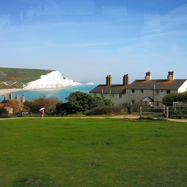 From London: Seven Sisters and Brighton Full-Day Tour