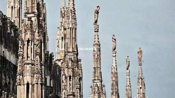 義大利米蘭大教堂+米蘭大教堂廣場+恩寵聖母一日遊。