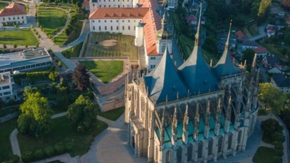 Kutná Hora: เครื่องบรรยายออดิโอไกด์โดย Premiant eGuide