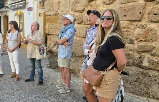 馬貝拉：導賞小食團