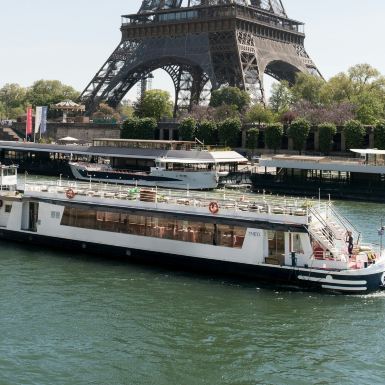 Seine River: 3-Course Italian Dinner Cruise by Trattoria
