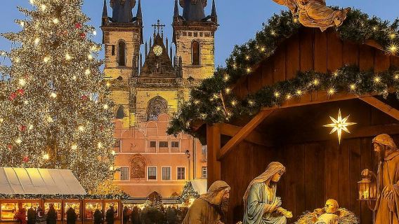 Prag: Geführter Weihnachtsrundgang + Eintritt ins Minoritenkloster