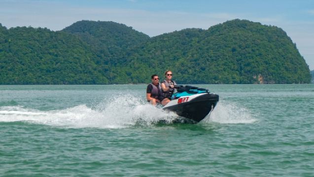 Langkawi Jet Ski Fun Ride - 30 Minutes of Pure Adrenaline