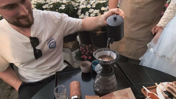 Lijiang Soul Food: Naxi Home-Cooking, Wet Market Tour & Yunnan Coffee Class