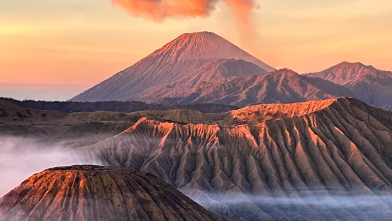 Indonesia Surabaya 1-day tour to Mt Bromo, sunrise route/sunset route private charter including admission ticket