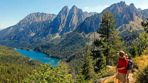 one-day tour of Andorra and the French Pyrenees [three countries in one day + round Round-trip from Barcelona]