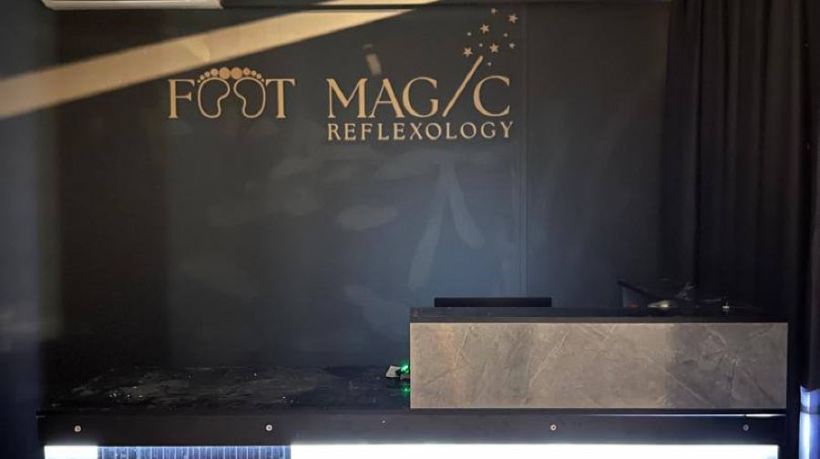 足部按摩連頭、頸及肩部按摩