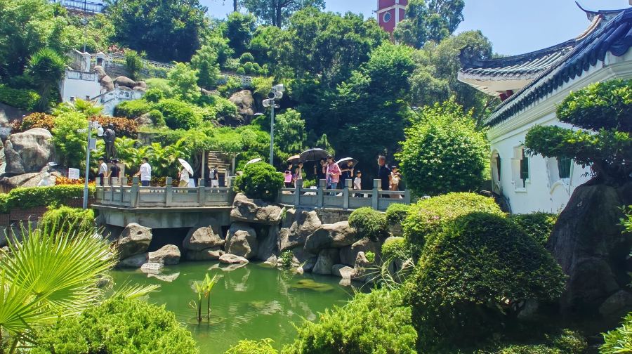 廈門鼓浪嶼深度遊+萬國建築人文解說之旅 （小團私享可2人起訂&專業導遊陪同 & 來回船票 & 酒店到碼頭車費）