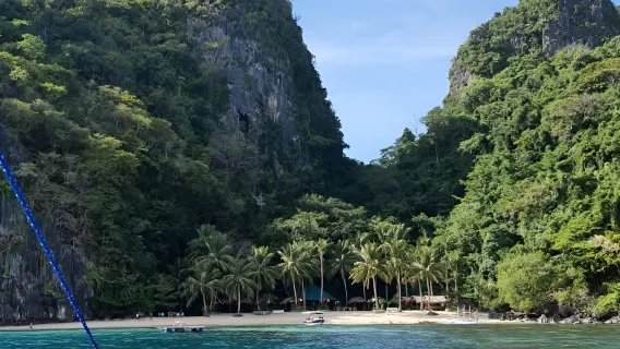 El Nido Tour B Hidden Caves & Island Escapes