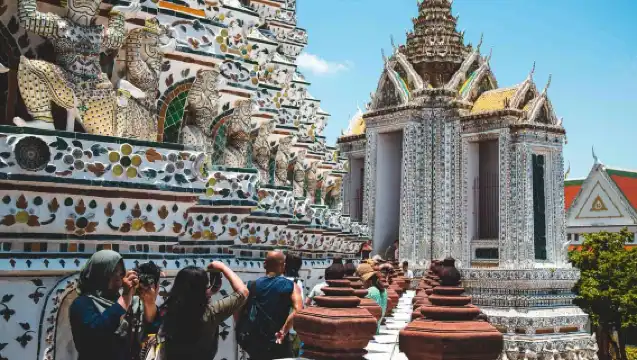 曼谷運河和鄭王廟獨立包團