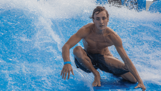 Cancun: Flowrider Surfing Experience
