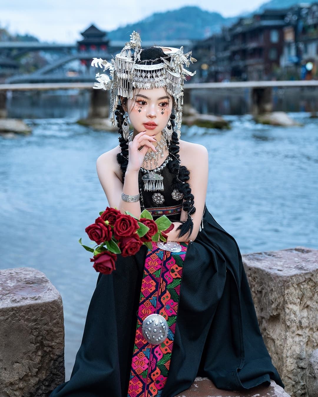 Trip Moments de Benxí[Fotografía de bodas en minipelícula con drones/maquillaje y vestuario/itinerario personalizado/cobertura de boda/servicio de coche privado con conductor y guía turístico]