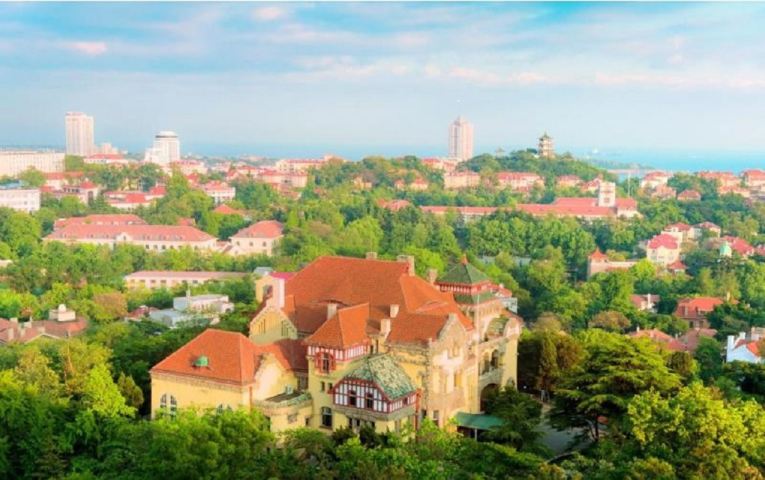 青島12大景點一日遊丨純玩6人精品團丨棧橋餵海鷗丨啤酒博物館