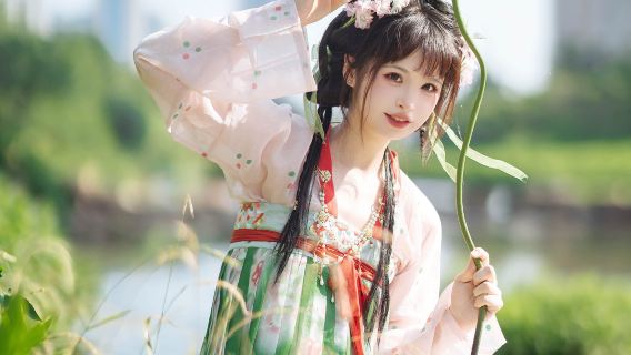 繁峙Tripメモリー【憨山/仰頭山普照寺 フォトグラファー同行 車付き 撮影プラン ドローン撮影 ポートレート撮影 記念撮影】